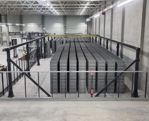 New bulk storage system for plastic crates